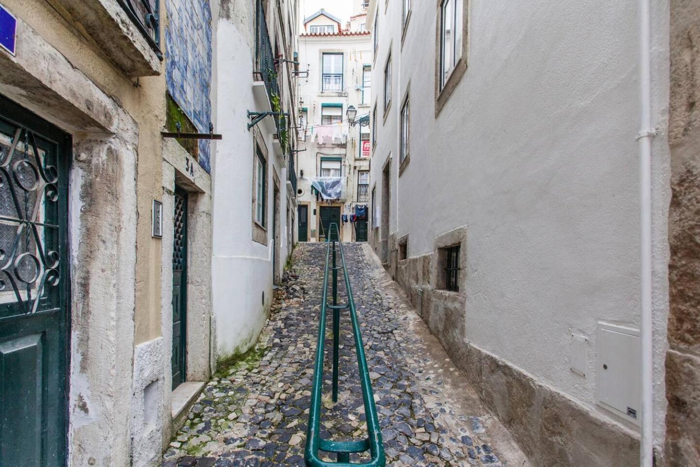 Whome Hidden Gem In Alfama Perfect To Explore Lisbon Exterior photo